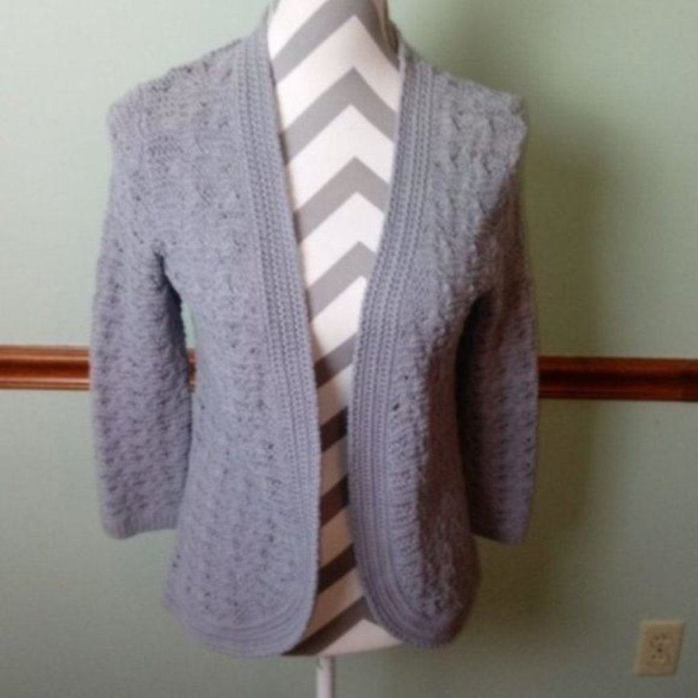 Dana Buchman size small sweater
